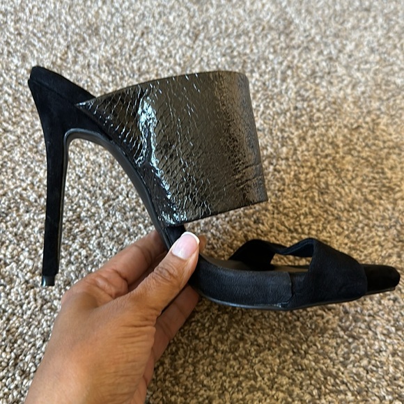 Black mule - Picture 8 of 8